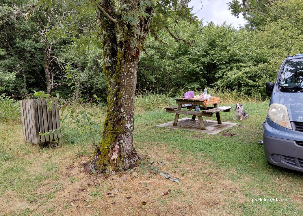 (15300) Laveissière - — foto