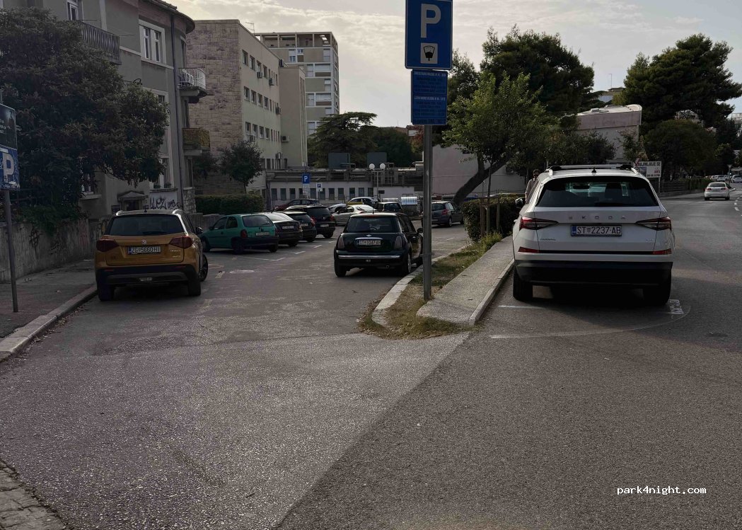 (2100) Split - Mažuranićevo šetalište — foto