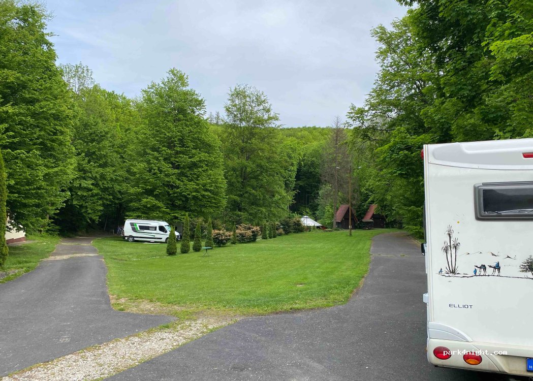 Hollóstetői Mountain Camp — foto 2