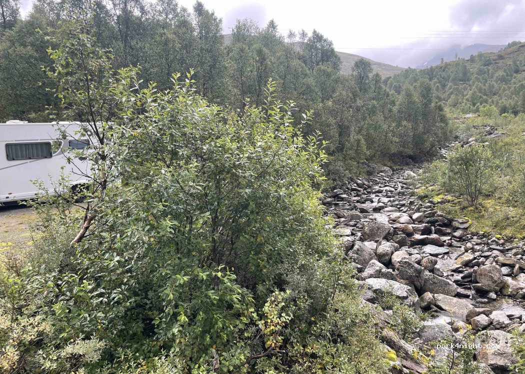 (6877) Fortun - Sognefjellsvegen — foto