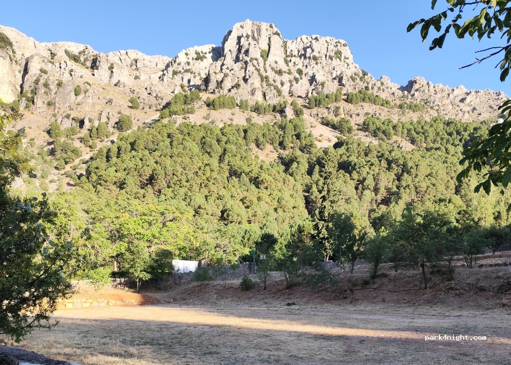 Riogazas Camper Park — foto