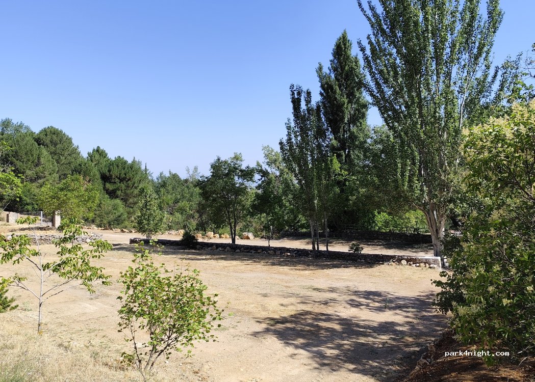 Riogazas Camper Park — foto 2