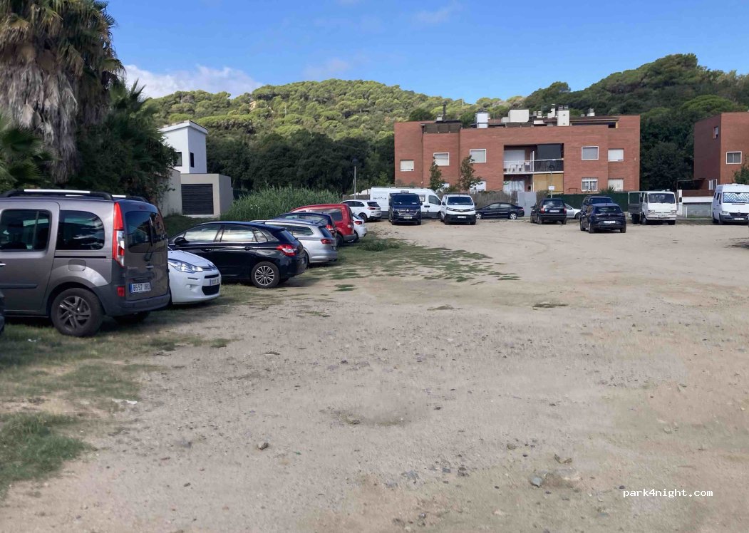 (08389) Palafolls - Passeig del Mestre Pau Casals — foto