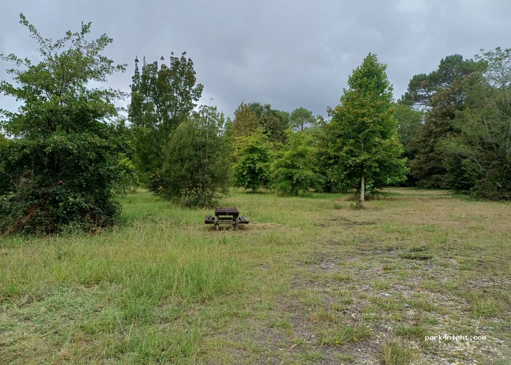 (33125) Hostens - Route de Bordeaux — foto
