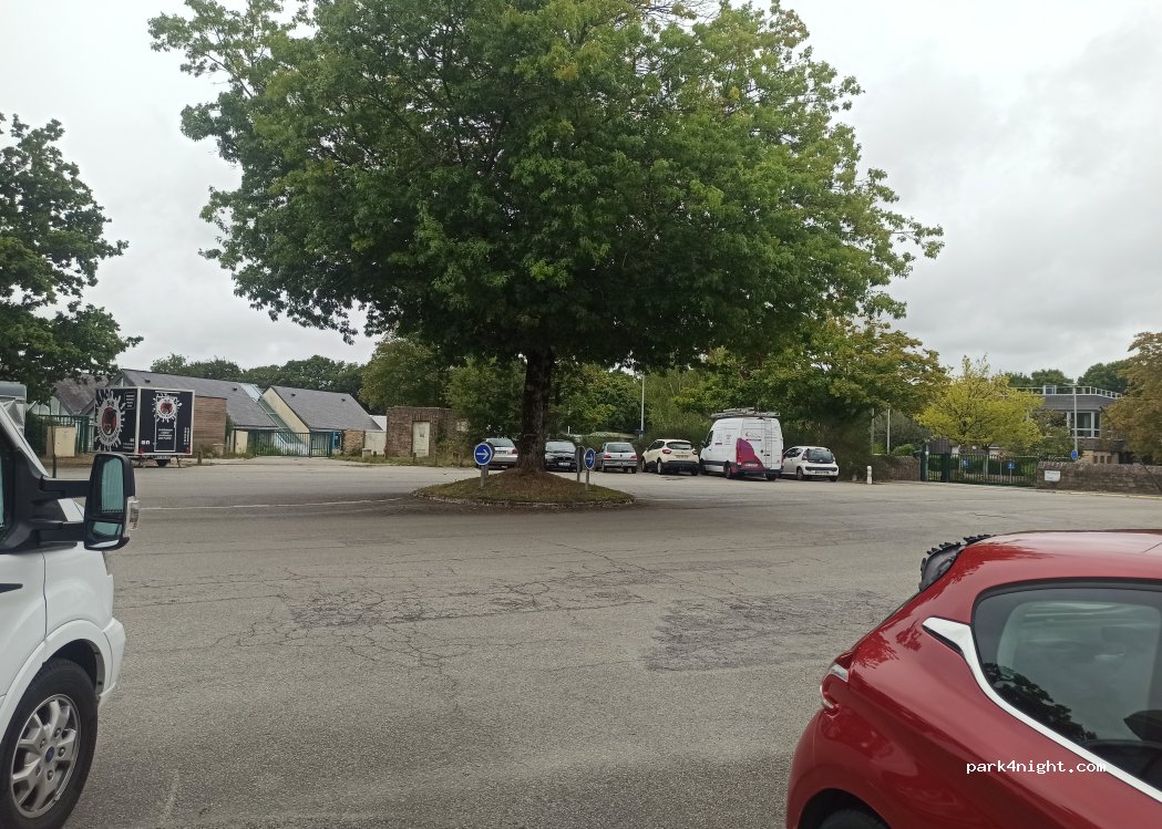 (56400) Auray - Place René Cassin — foto