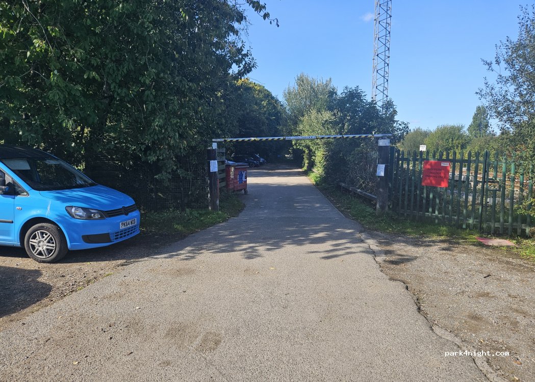 (RG17 9RN) Kintbury - Station Road — foto