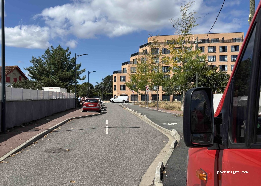 (31200) Toulouse - Impasse de Borderouge — foto 2