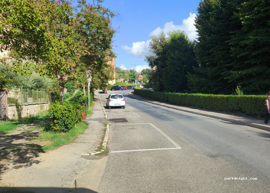 (51300) Siena - Via Avignone — foto