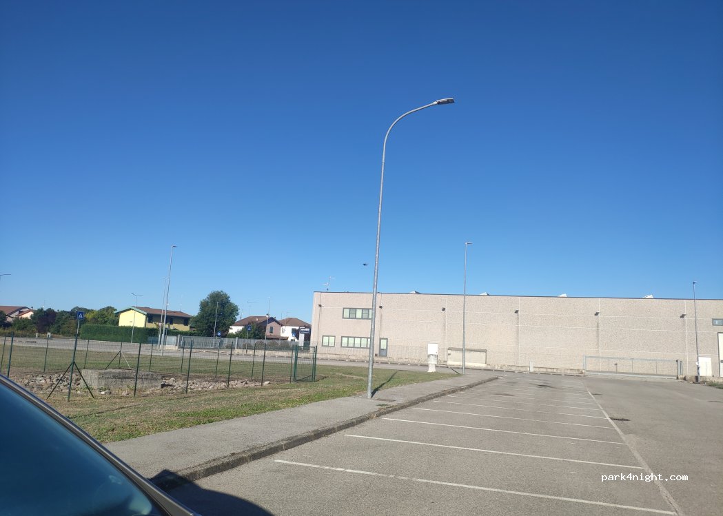 (44028) Poggio Renatico - Via del Lavoro — foto 3