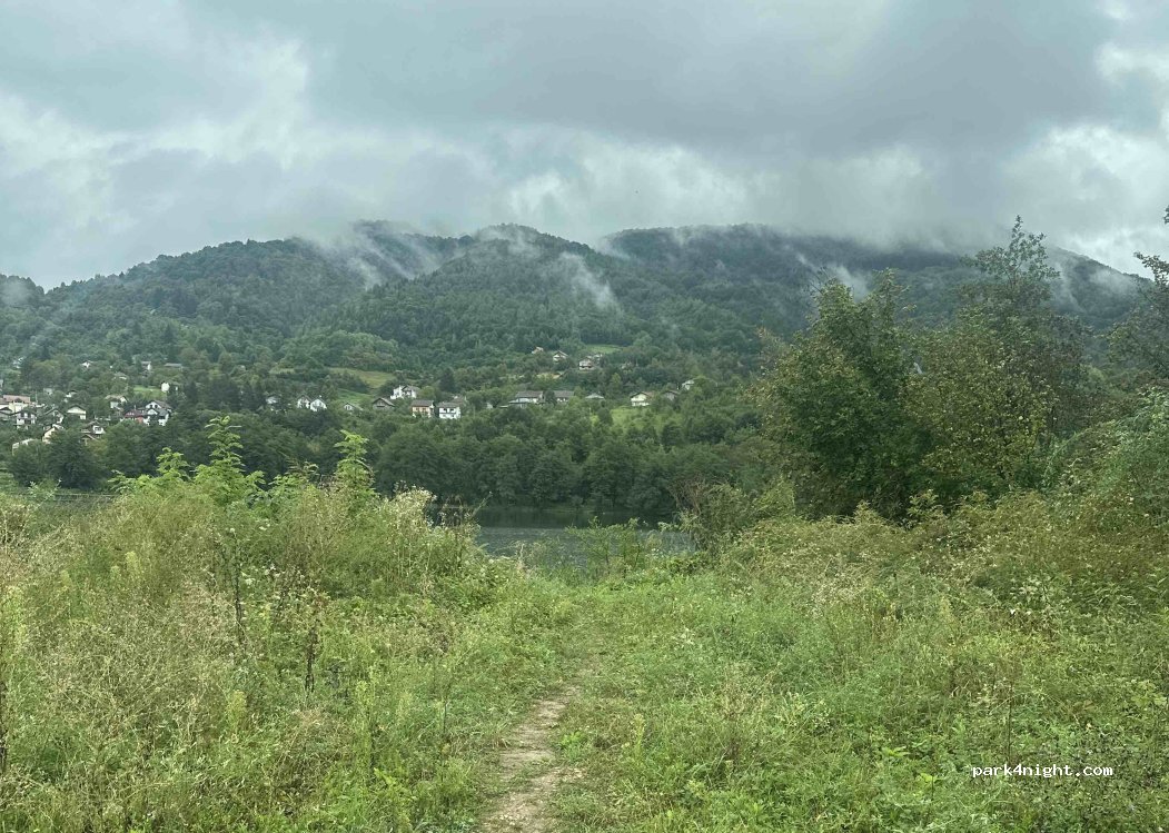 (70101) Ćusine - Unnamed Road — foto