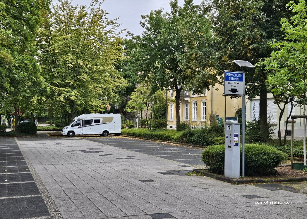 (53177) Bonn - Kurfürstenallee — foto