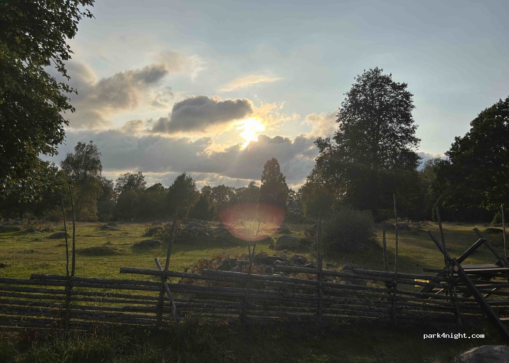 (590 80) Södra Vi - Unnamed road — foto 3