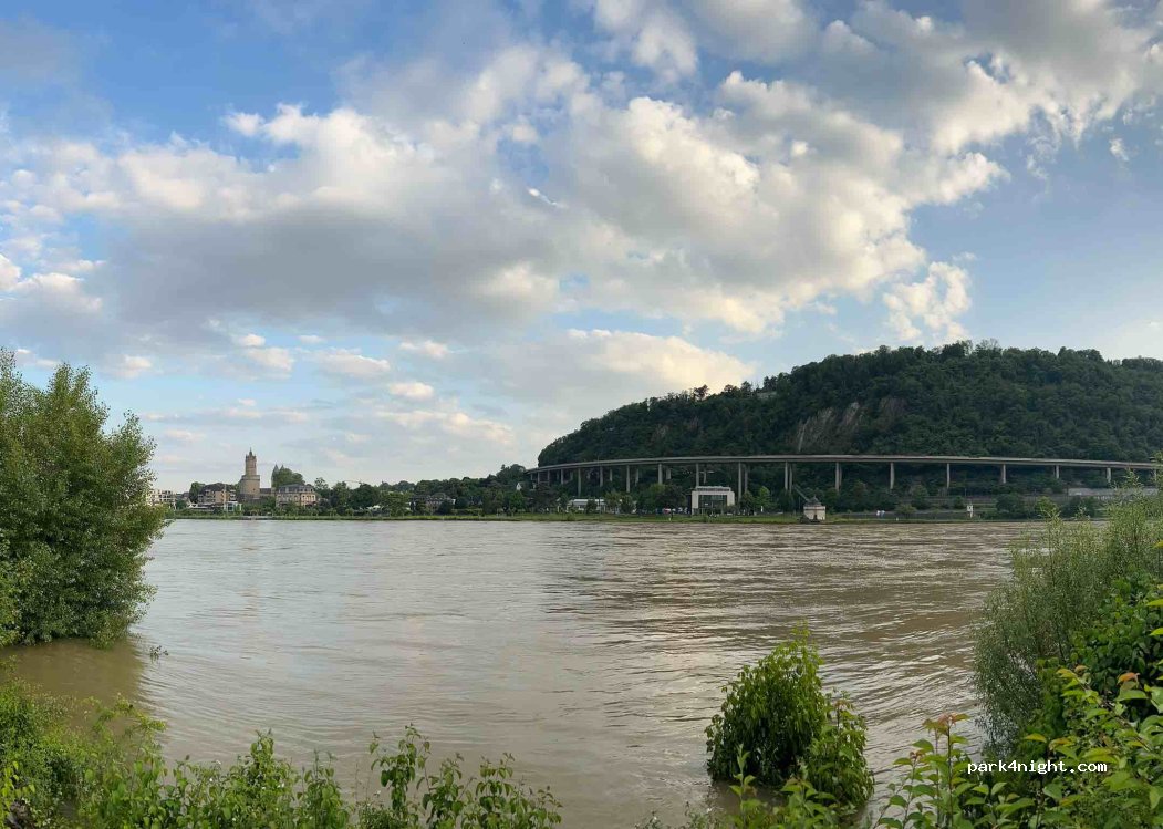 (56599) Leutesdorf - 1 August-Bungert-Allee — foto 4