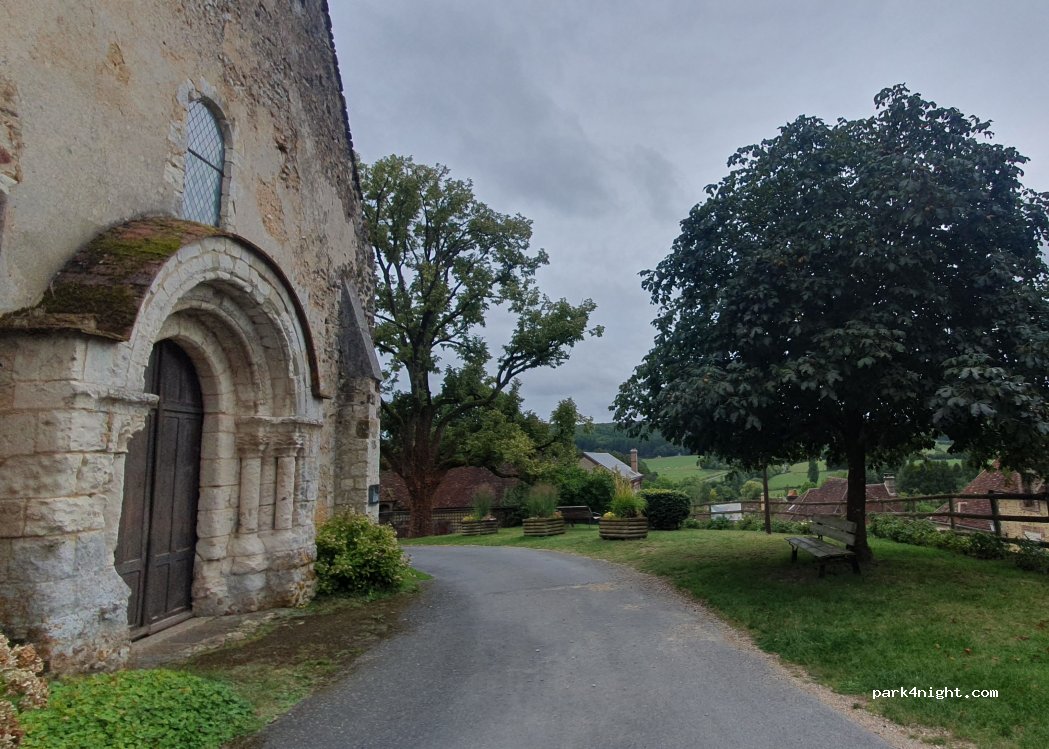 (61110) Moutiers-au-Perche - Rue de l'Abbé Vilette — foto