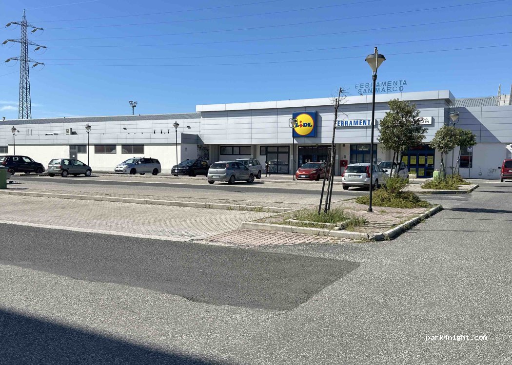 (57100) Livorno - Via Francesco Pera — foto