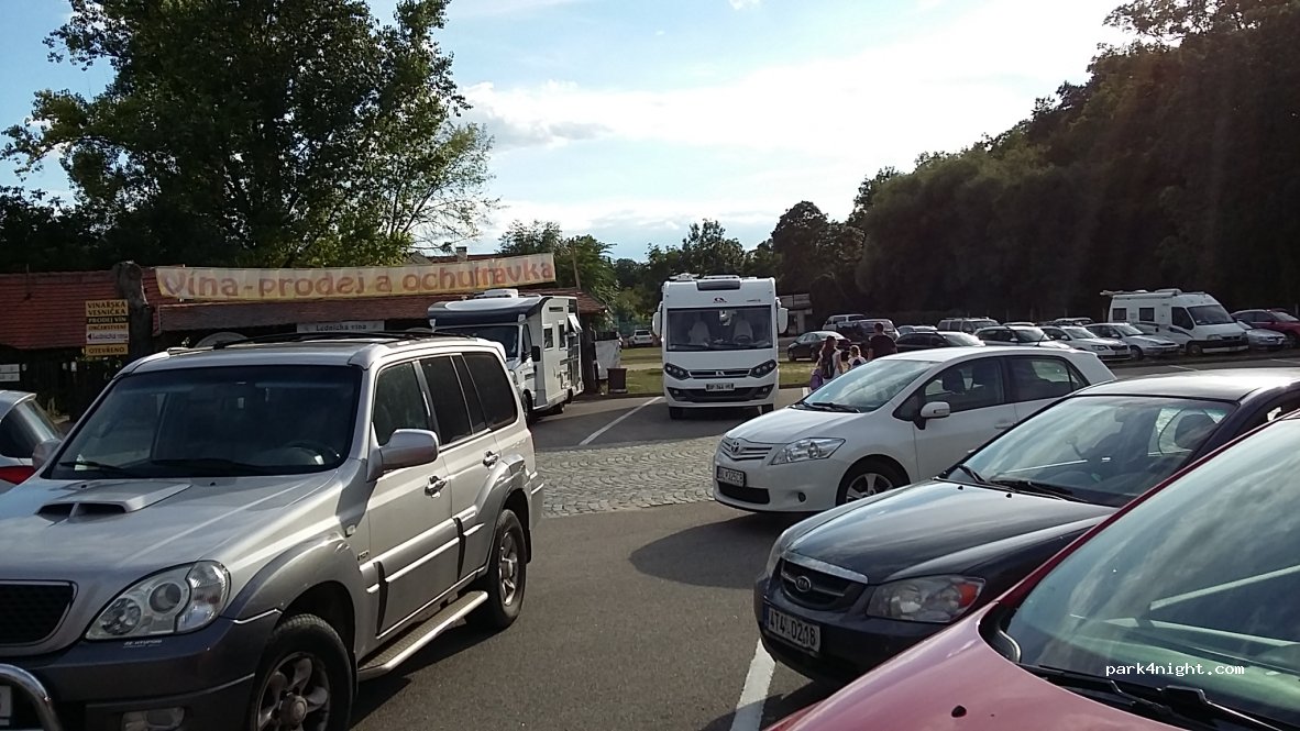 (691 44) Lednice - 21. dubna — foto