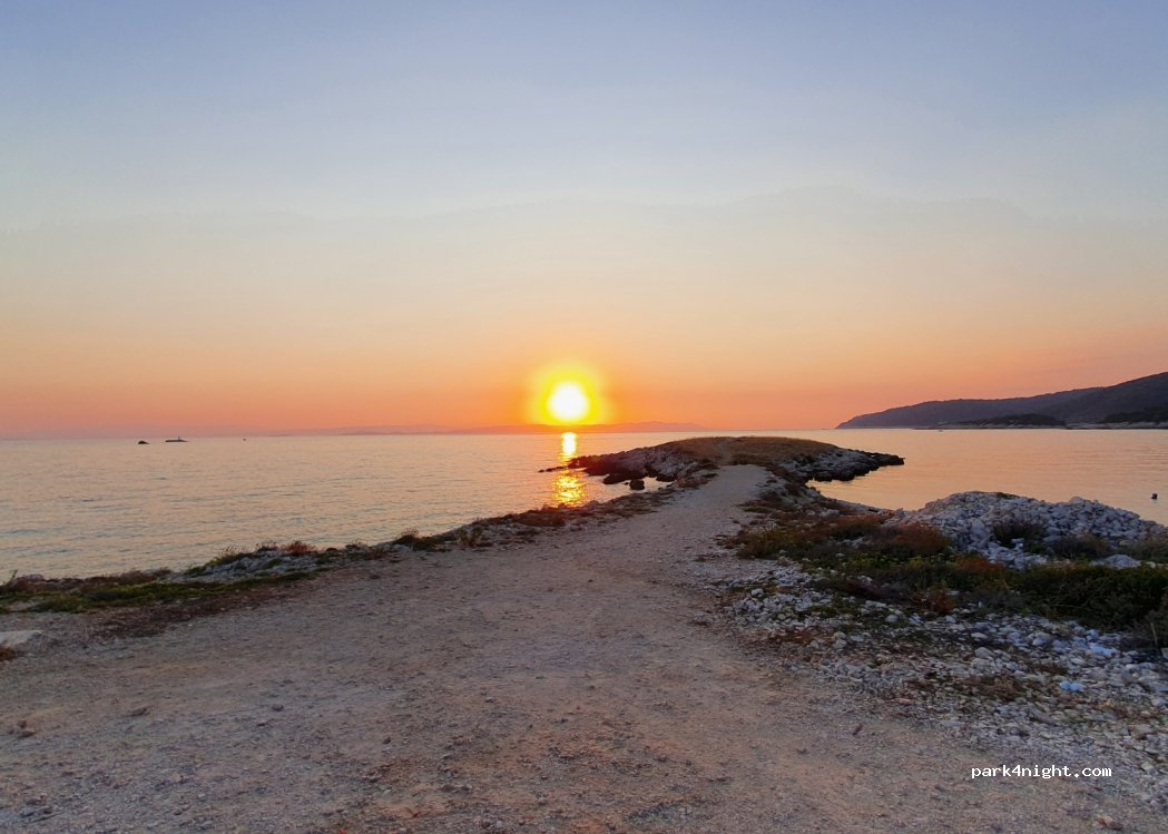 (21480) Rogačić - Unnamed Road — foto 3