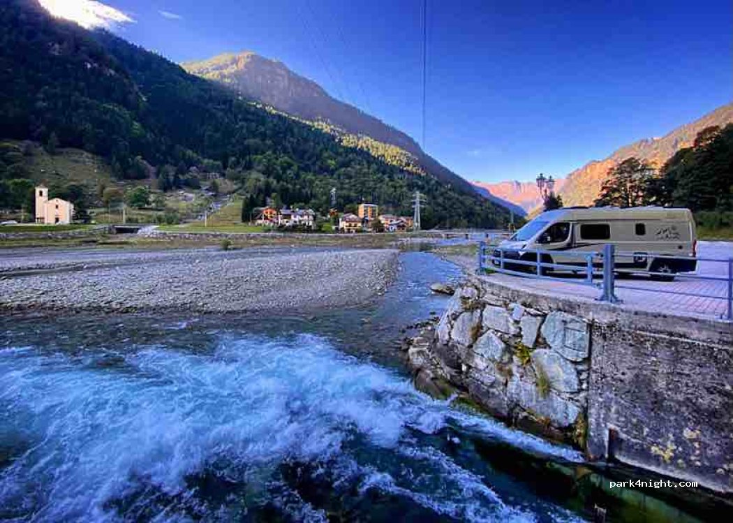 (23021) Campodolcino - 2 Via Prestone — foto 3