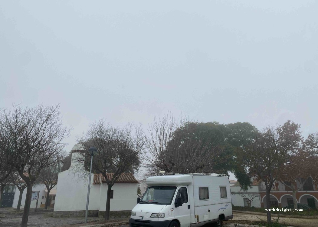 (7240) Mourão - 7 Largo das Portas de São Bento — foto 4
