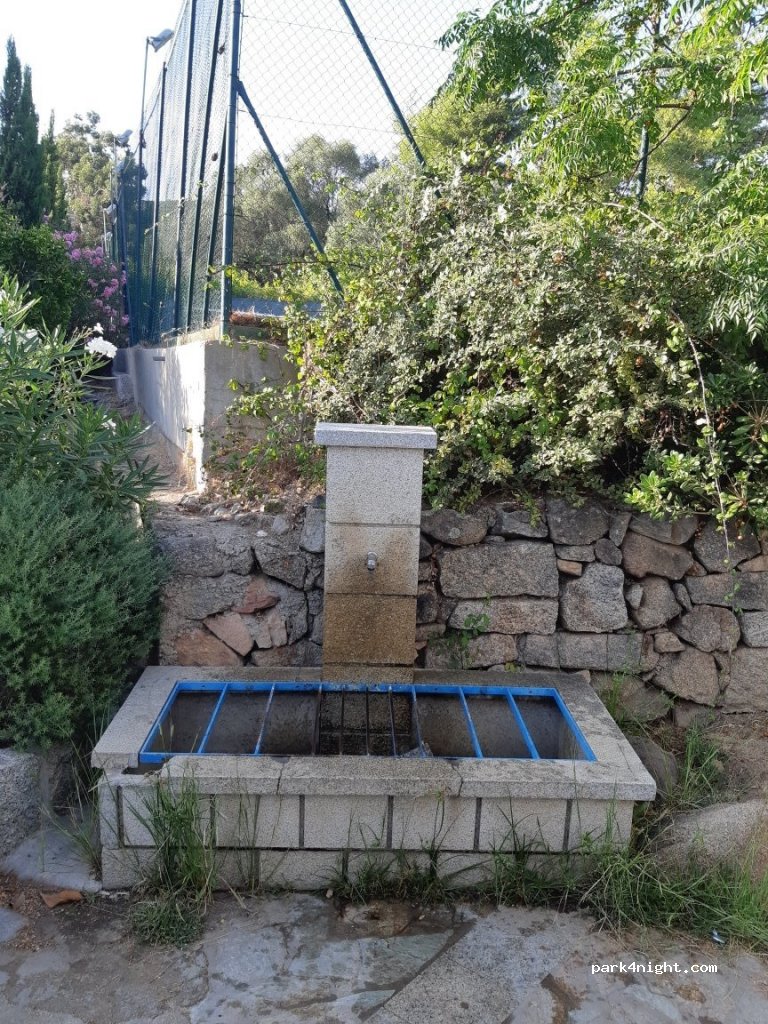 (20140) Serra-di-Ferro - Porto Pollo — foto 2