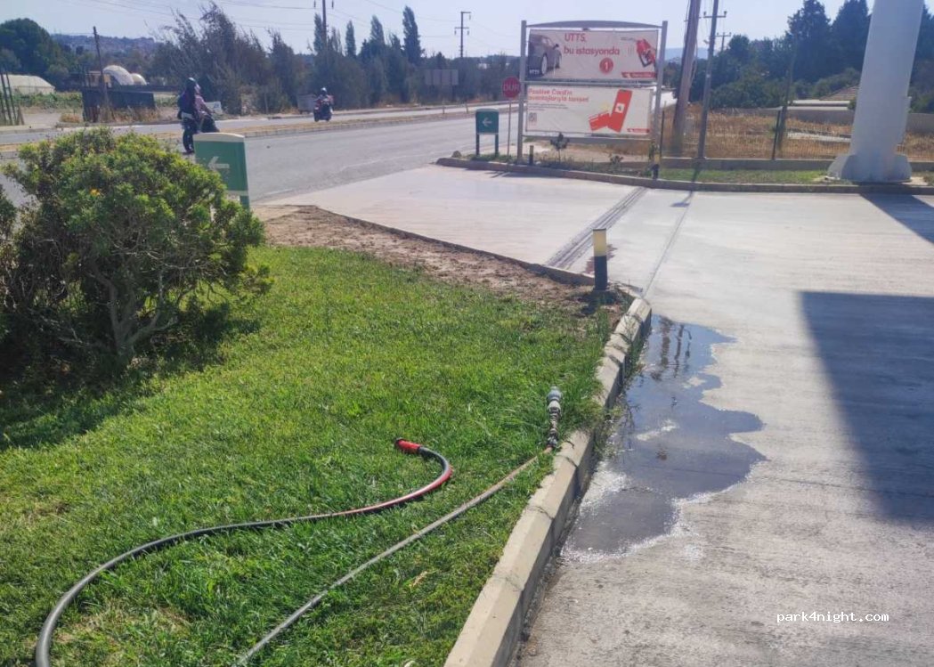 (35430) İskele Mahallesi - İzmir-Çeşme yolu — foto