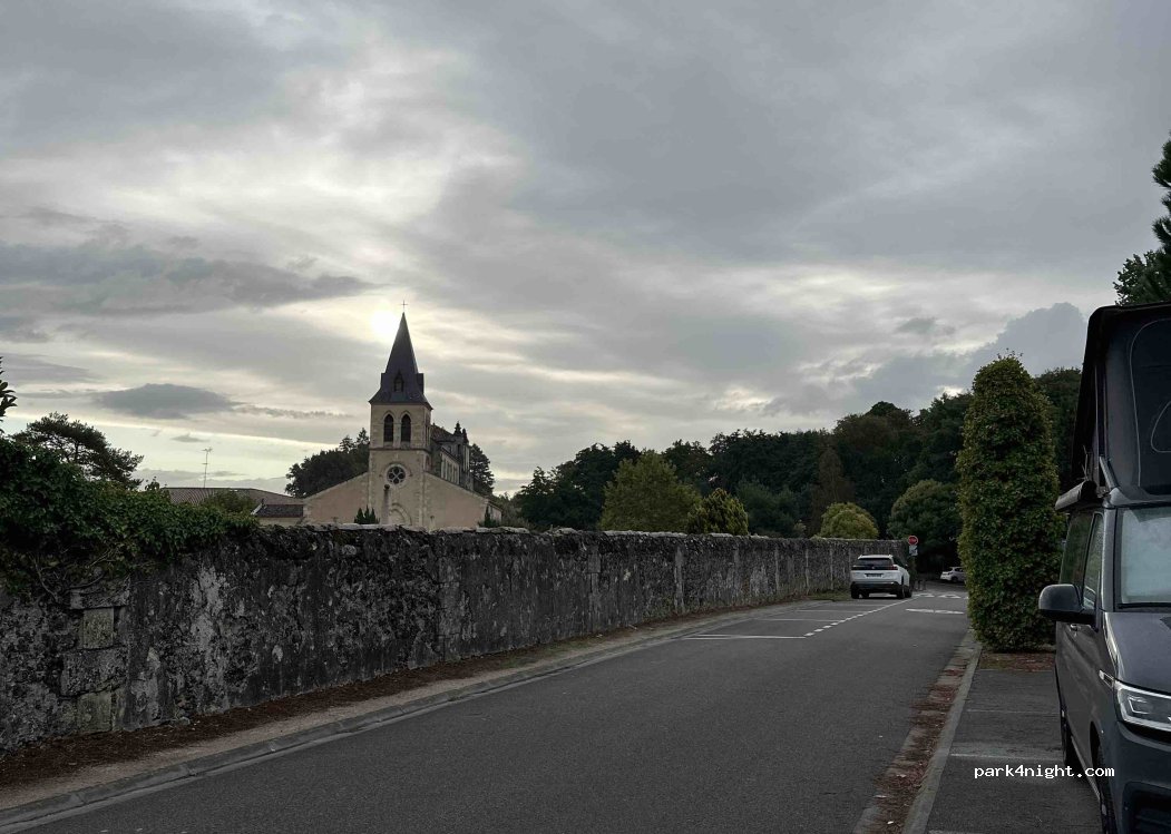 (33380) Mios - Rue de l'Abreuvoir — foto