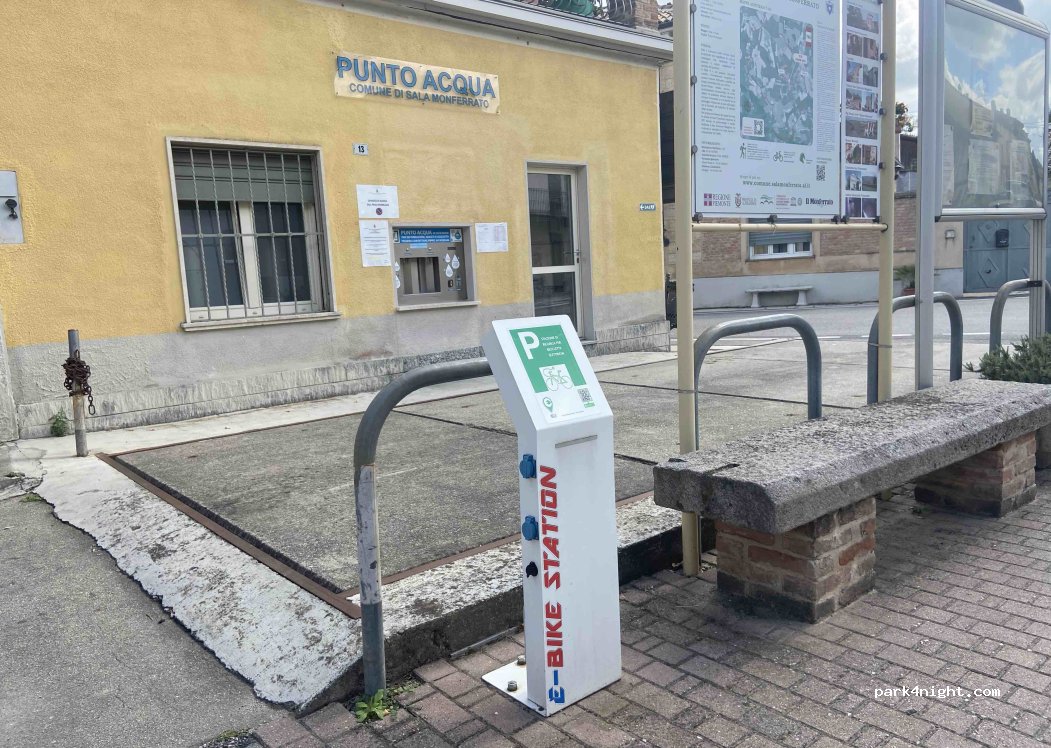 (15039) Sala Monferrato - Via Roma — foto