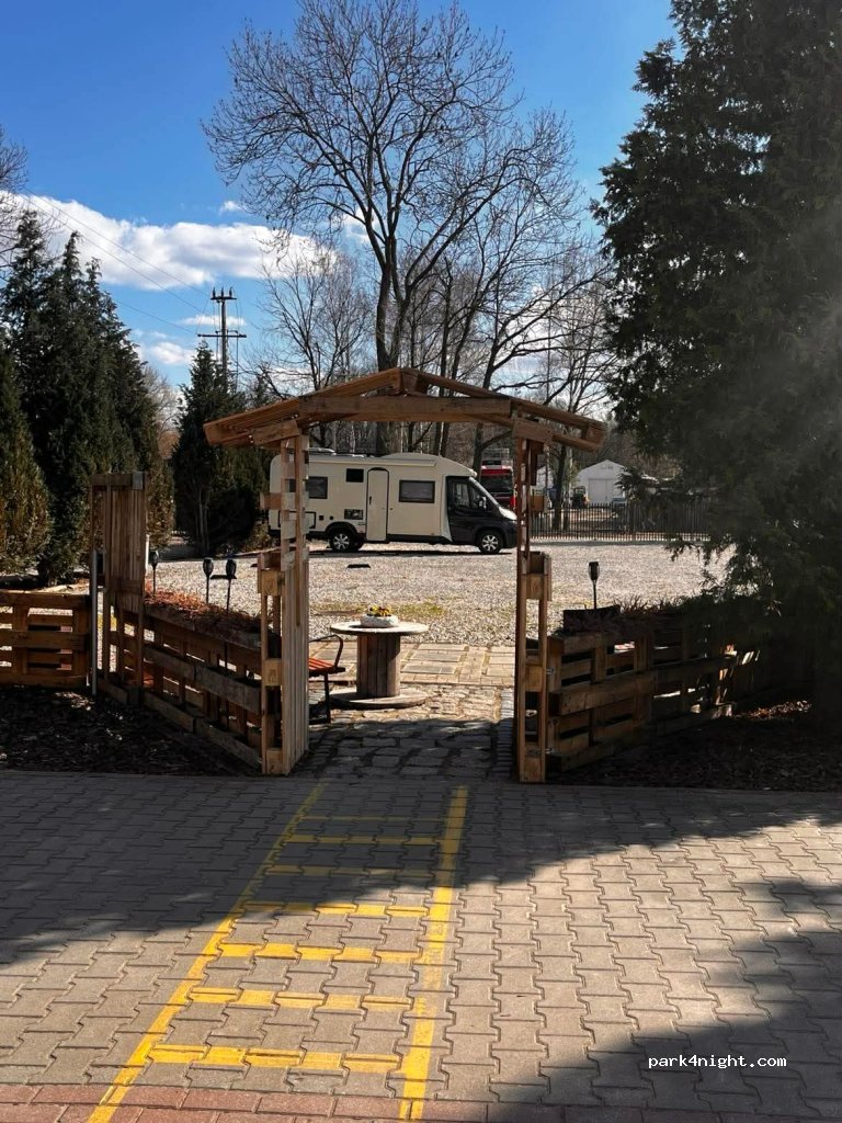 (Poland - 03-162) Camper Park Venessa — foto 5