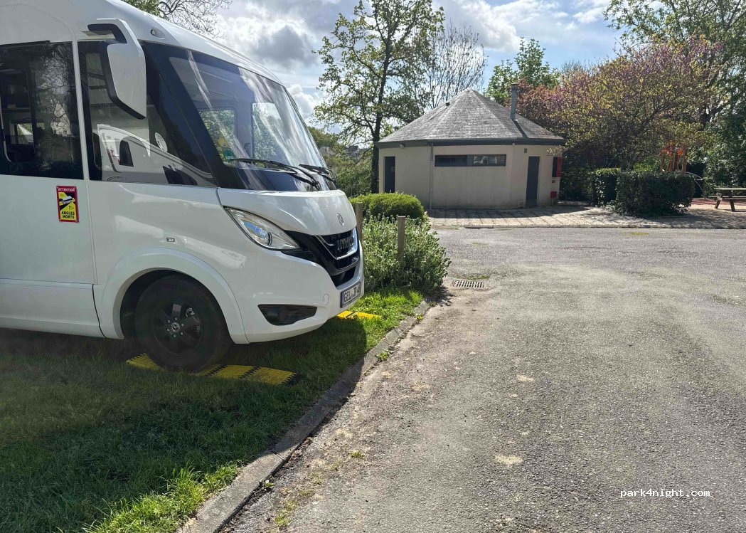 Camping Municipal Chateaubriand — foto 5