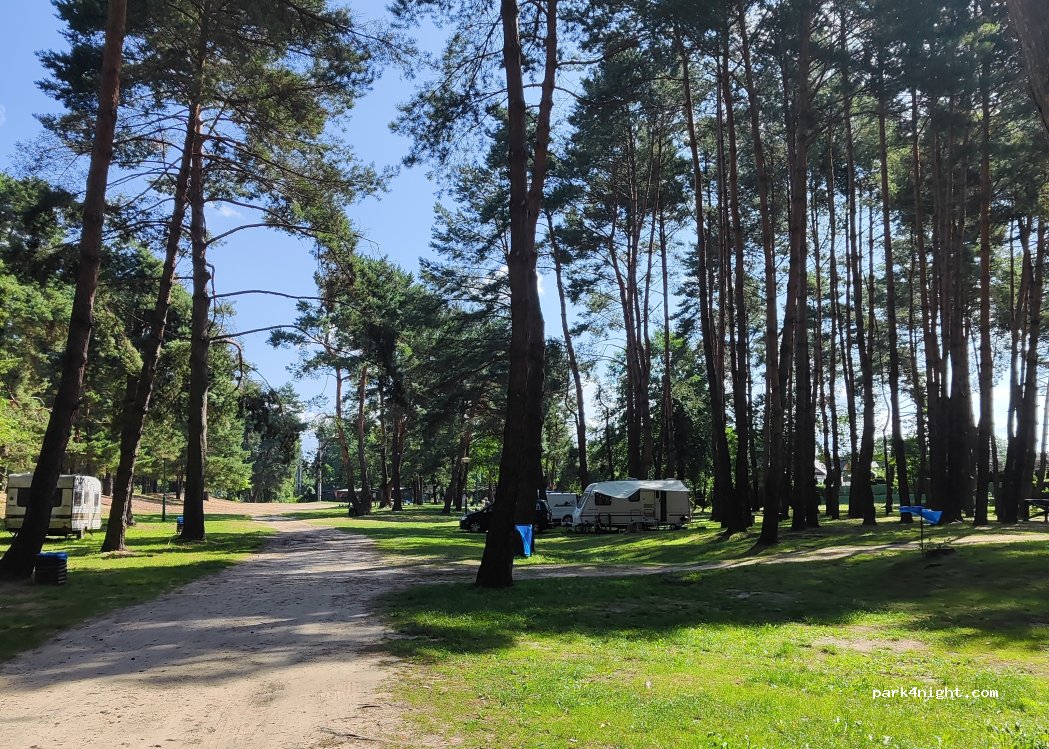 Pole Namiotowe i Kempingowe — foto