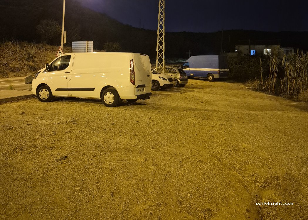 (08001) Barcelona - Carretera d'Horta a Cerdanyola — foto