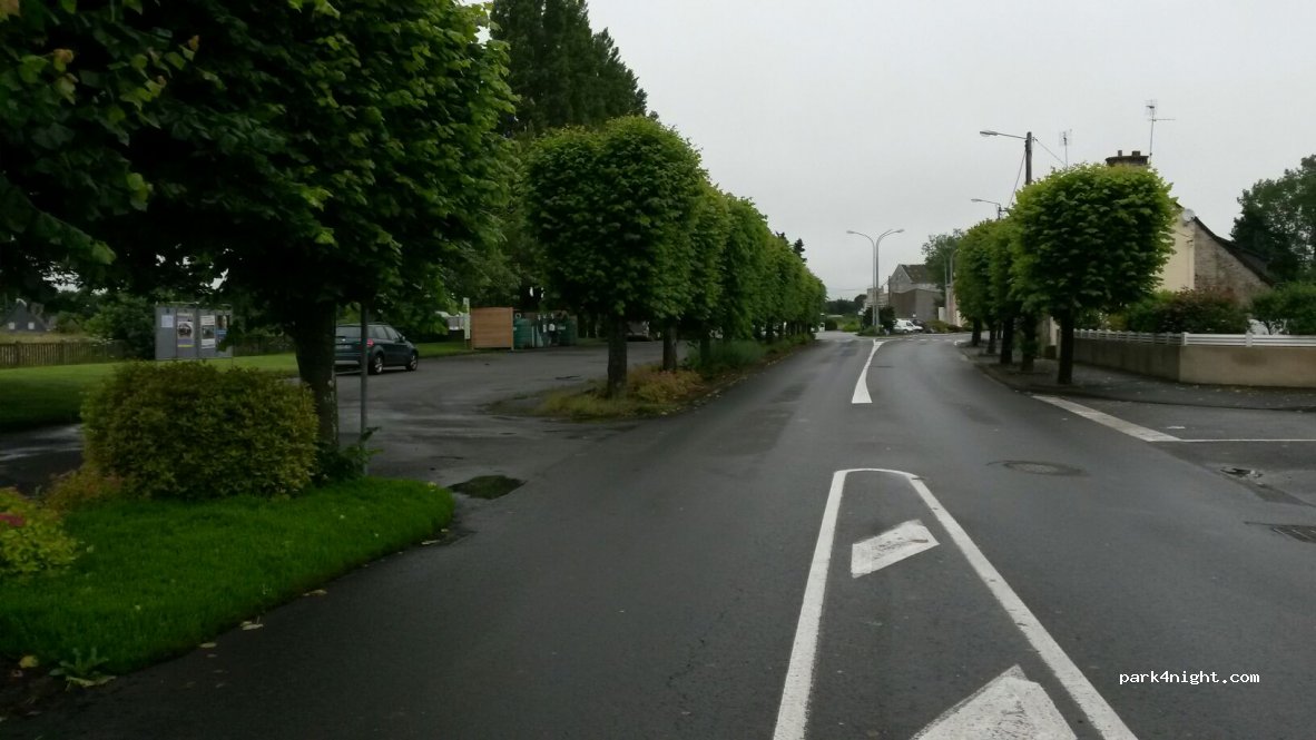 (22600) Loudéac - 40 Boulevard de la Gare — foto
