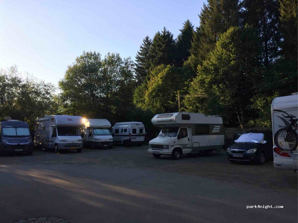 Wohnmobilplatz Sportstudio Füssen — foto 2
