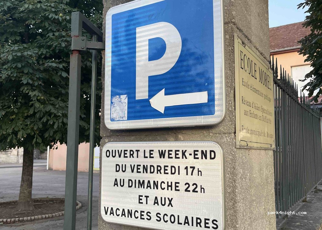 (39600) Arbois - Rue des Écoles — foto