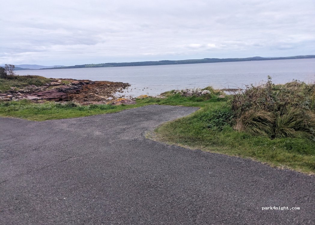 (KA28 0HF) Millport - B896 — foto