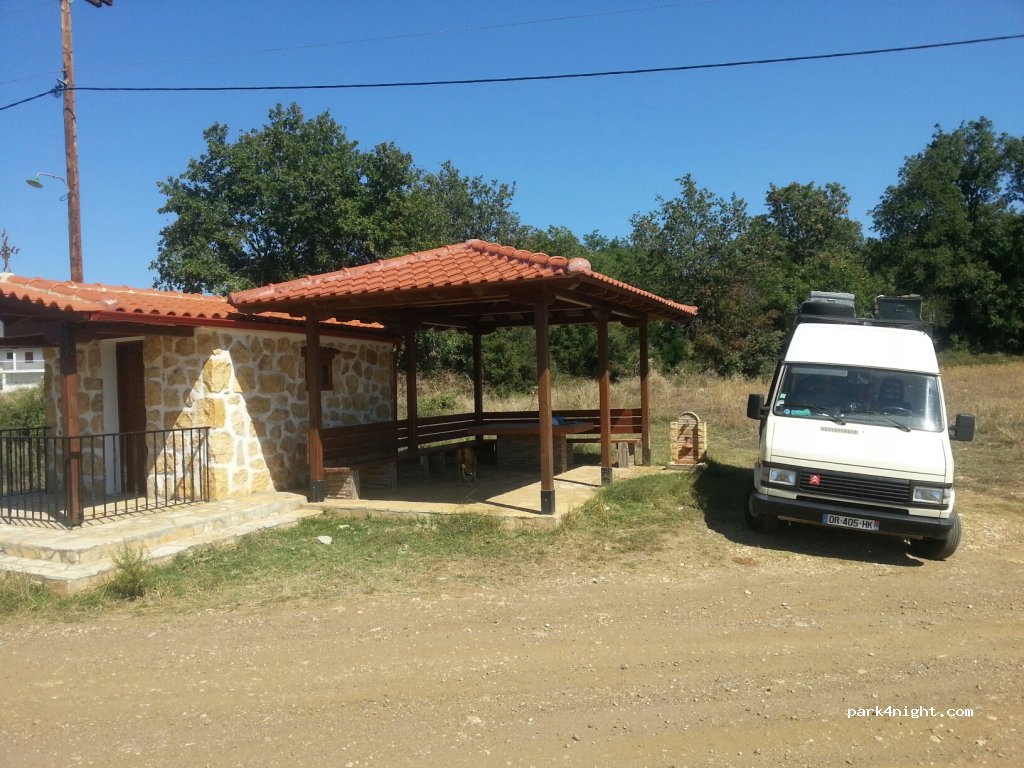 (630 76) Panagia - Eparchiaki Odos Paleochoriou-Agiou Nikolaou — foto