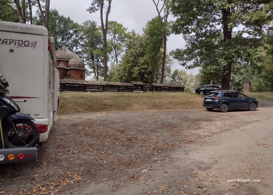 (37-724) Chotyniec - Unnamed Road — foto