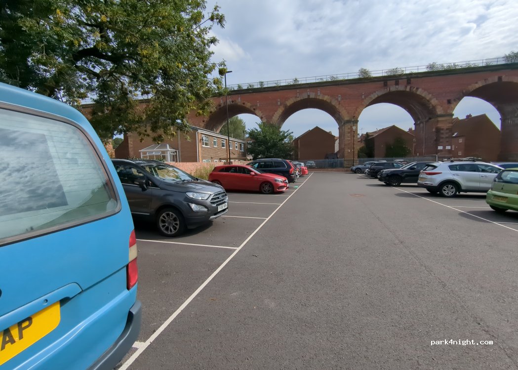 (TS15 9BU) Yarm - Low Church Wynd — foto