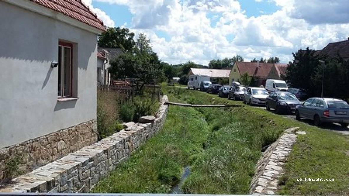 (378 81) Slavonice - Na Potoku — foto