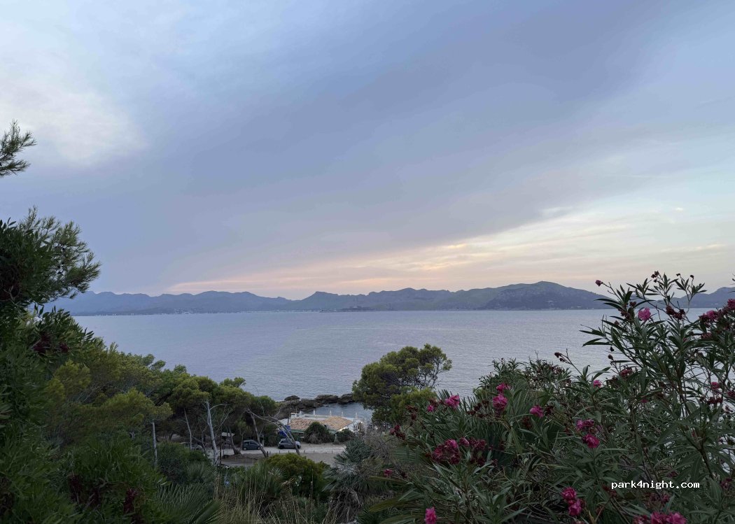 (07410) Alcúdia - alberg de la Victòria — foto 2