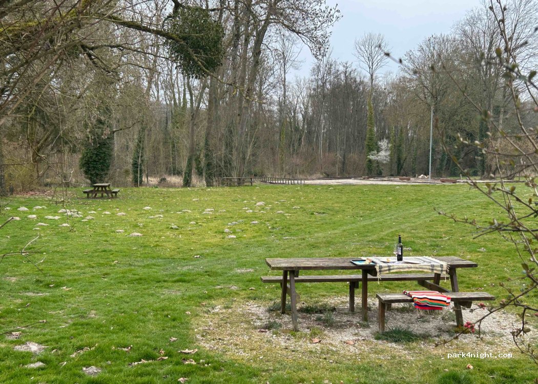 (10190) Fontvannes - 1 Place de la Poste — foto 5