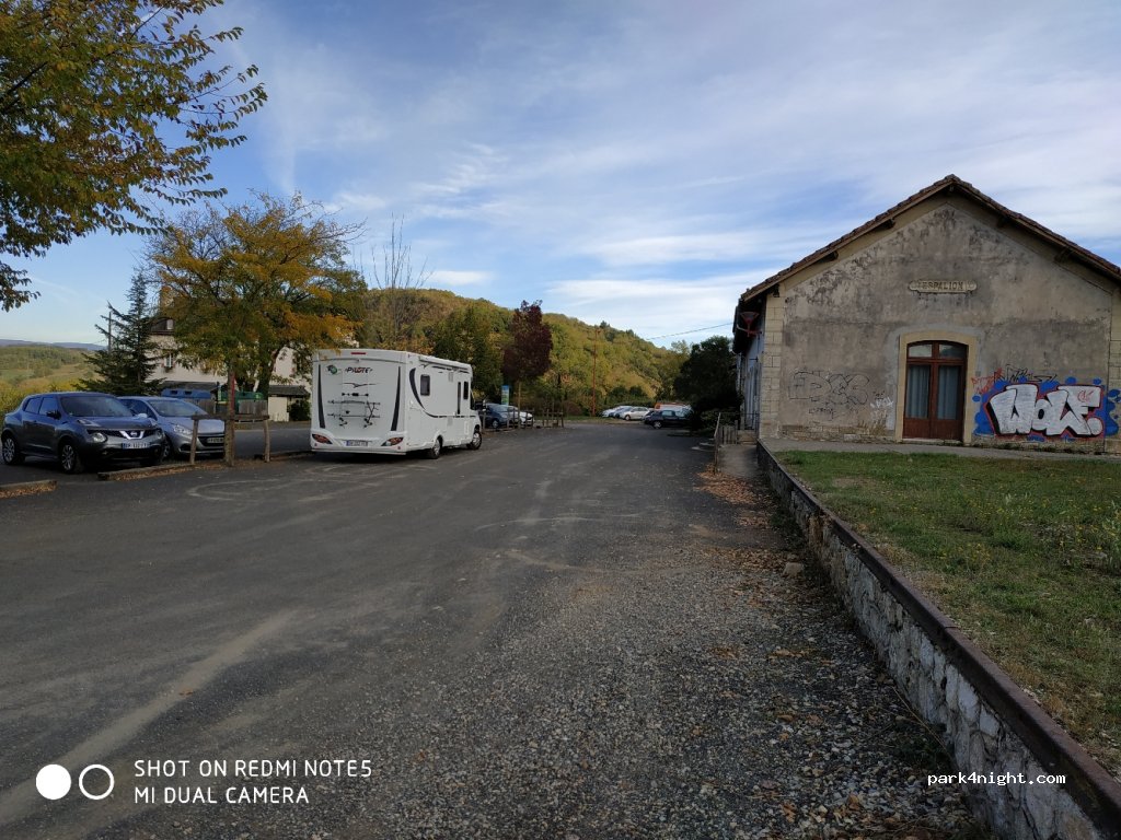 (12500) Espalion - 63 Avenue de la Gare — foto 3