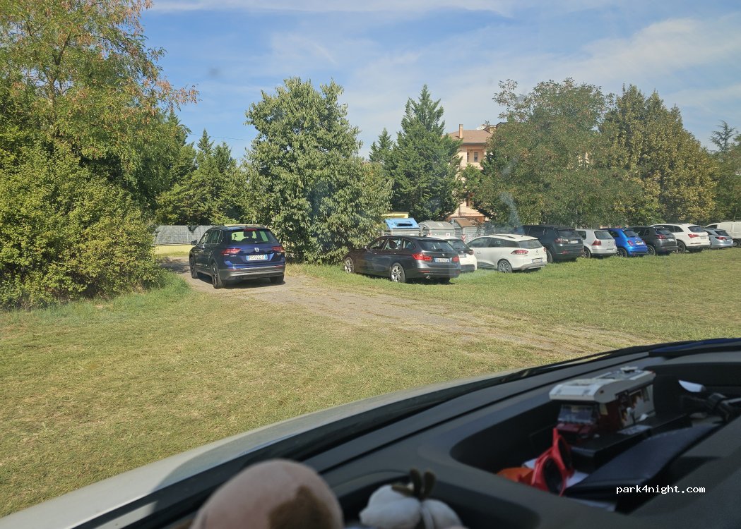 (44122) Ferrara - Via dell'Aeroporto — foto