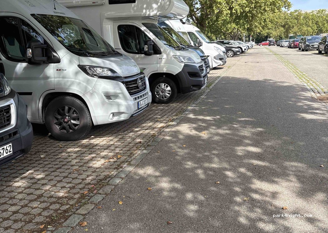 (70372) Stuttgart - Einfahrbahn Steilkurve — foto