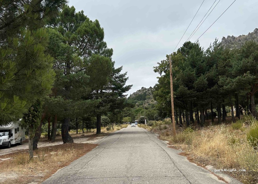 (28751) La Cabrera - — foto 2