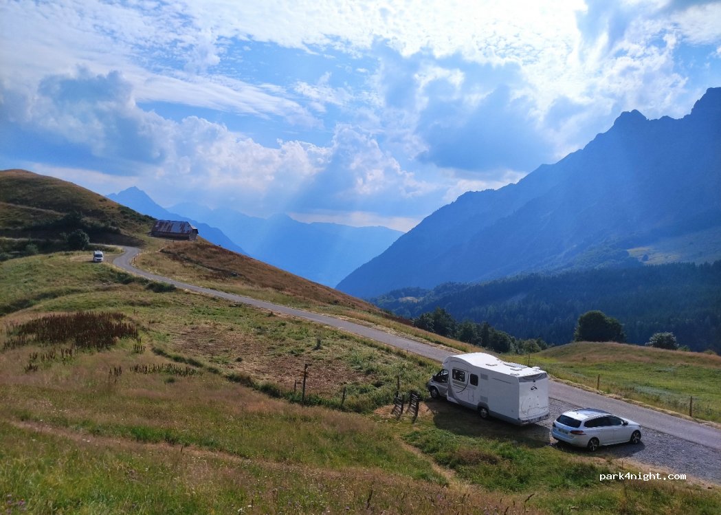 (73400) Ugine - Unnamed Road — foto 4