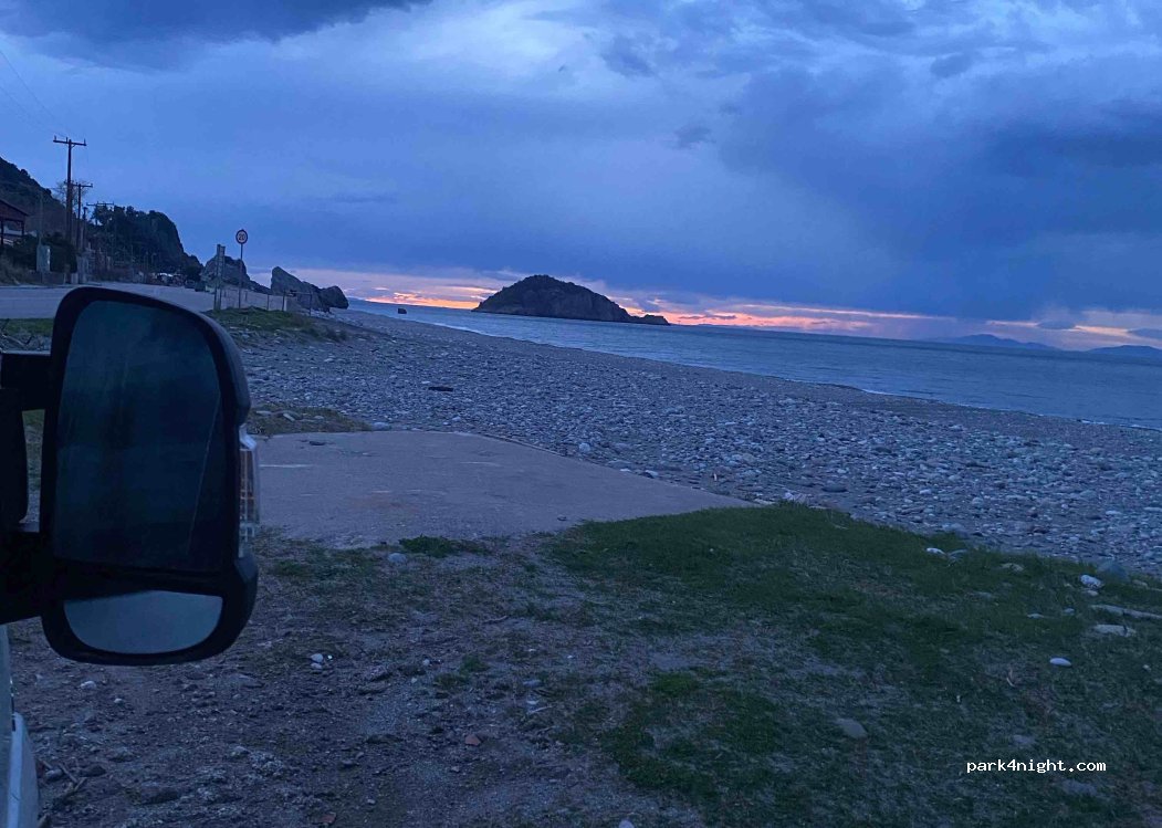 (340 14) Paralia Chiliadou - Unnamed Road — foto 3