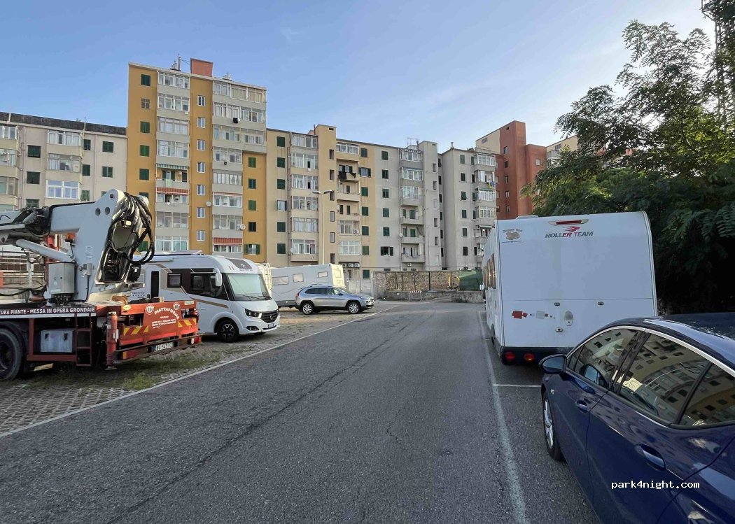 (57025) Piombino - Viale Regina Margherita — foto