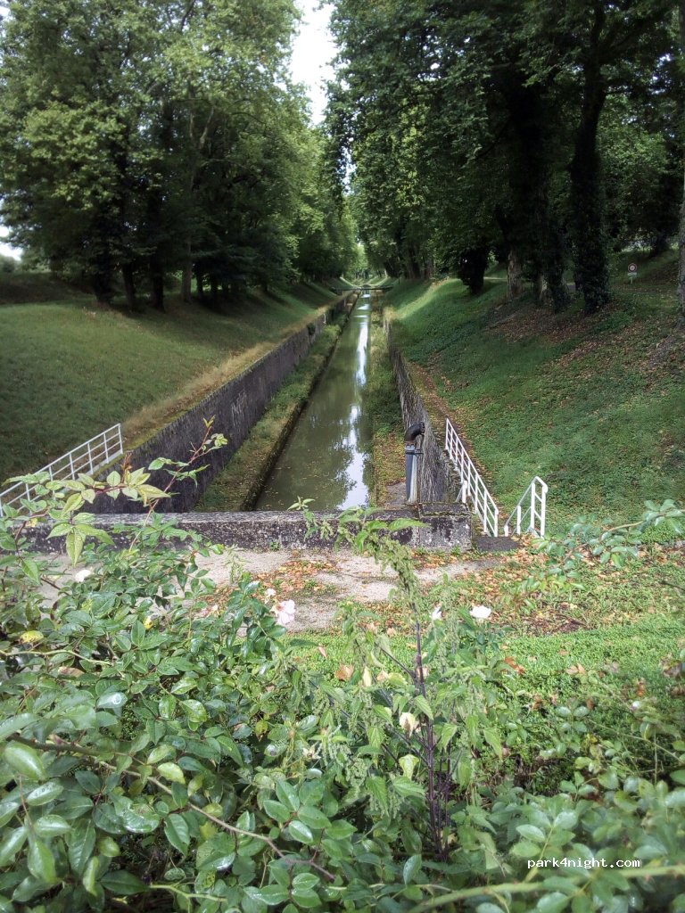 (21320) Pouilly-en-Auxois - 25B Avenue du Général de Gaulle — foto