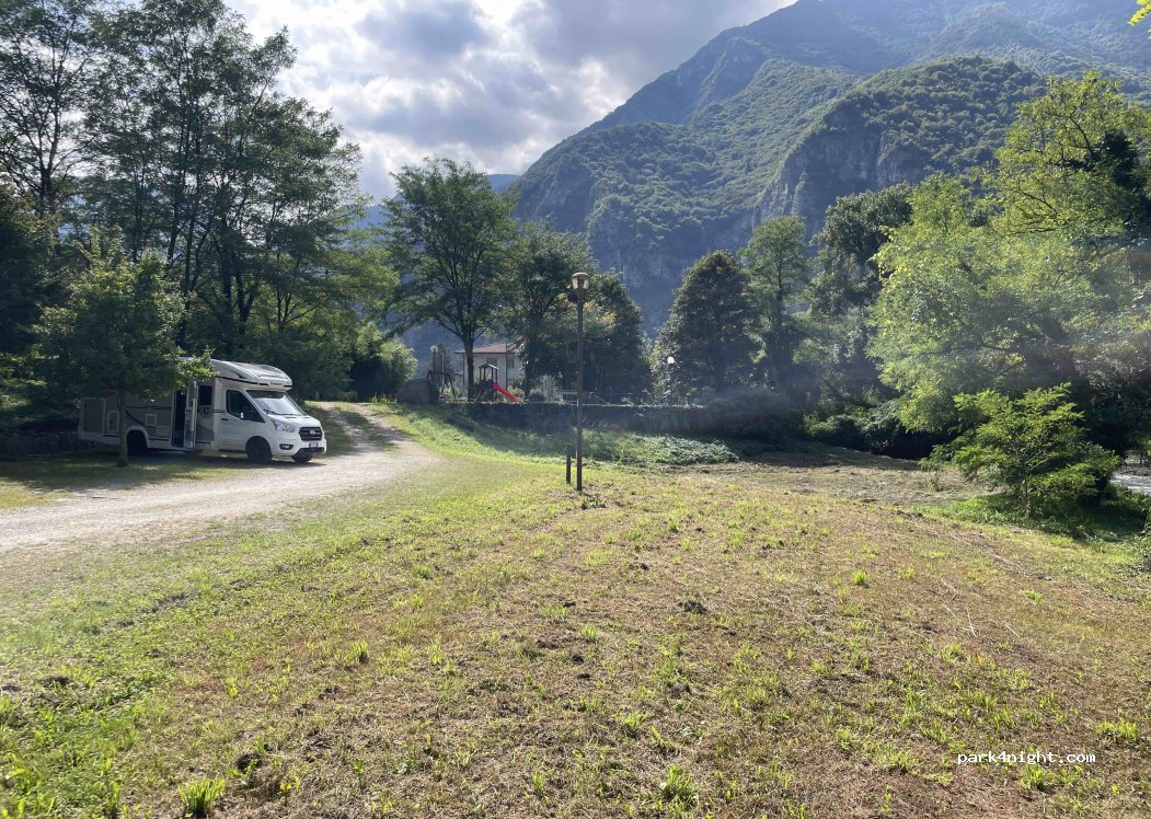 (36029) Valstagna - Via Guarnieri — foto